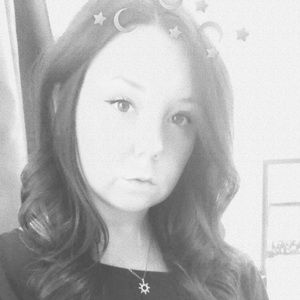 Meet your Posher, Jillian